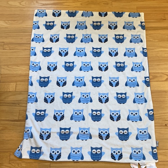 Thro Accessories Thro Plush Owl Blanket Poshmark